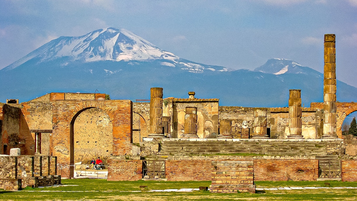 Why Take a Day Trip To Pompeii from Rome?