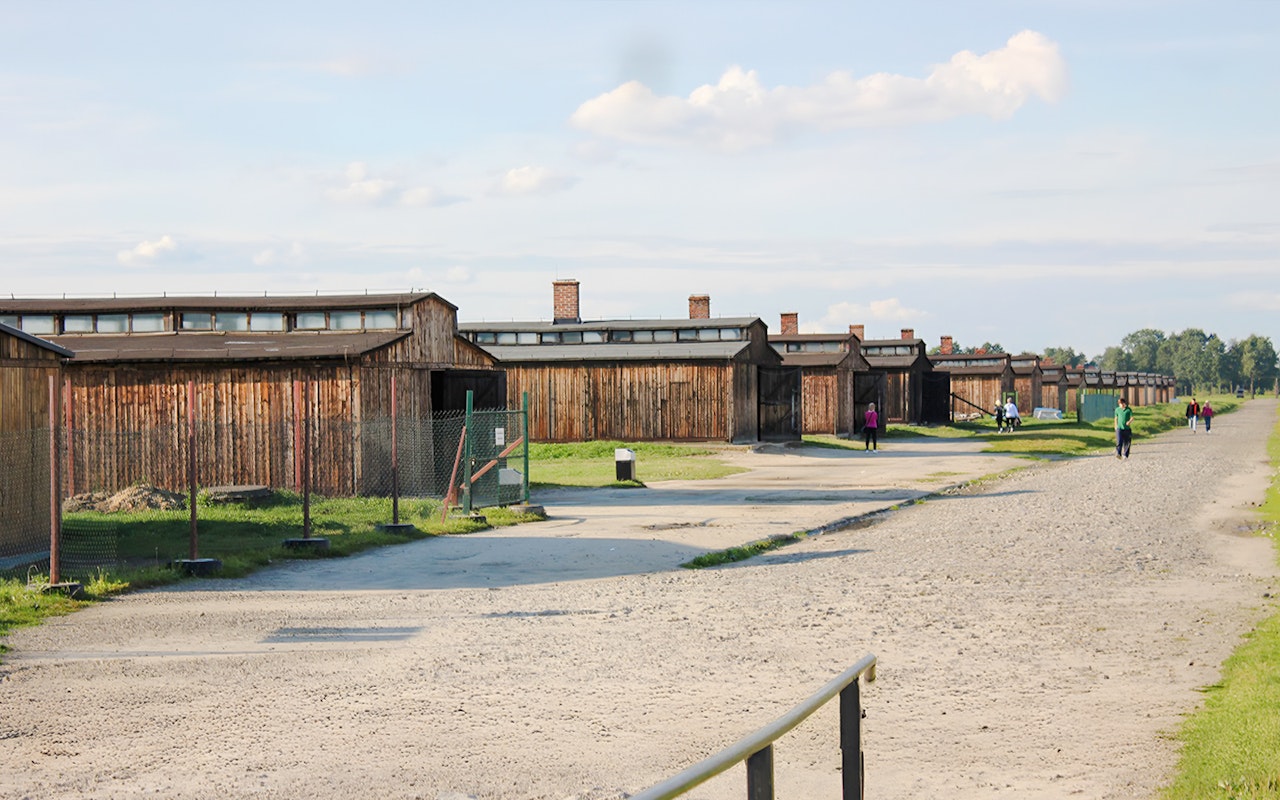 Tour guidato di Auschwitz-Birkenau con biglietti ad accesso rapido e opzioni per i trasferimenti — 8