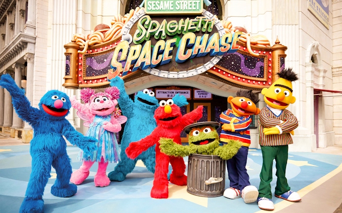 Sesame Street characters at Spaghetti Space Chase, Universal Studios Singapore.