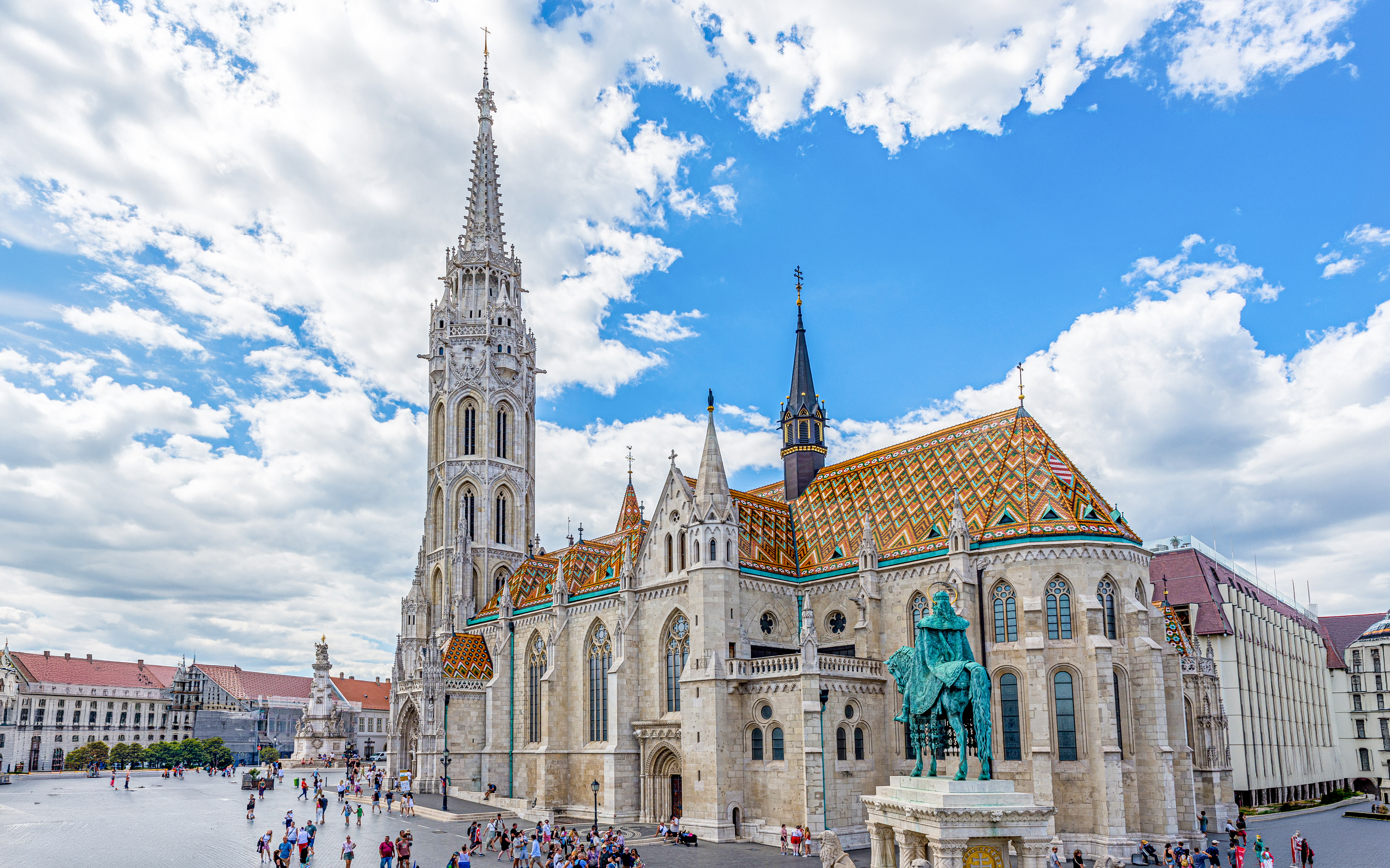 Matthias Church and King Saint Stephen statue in Budapest, Hungary.