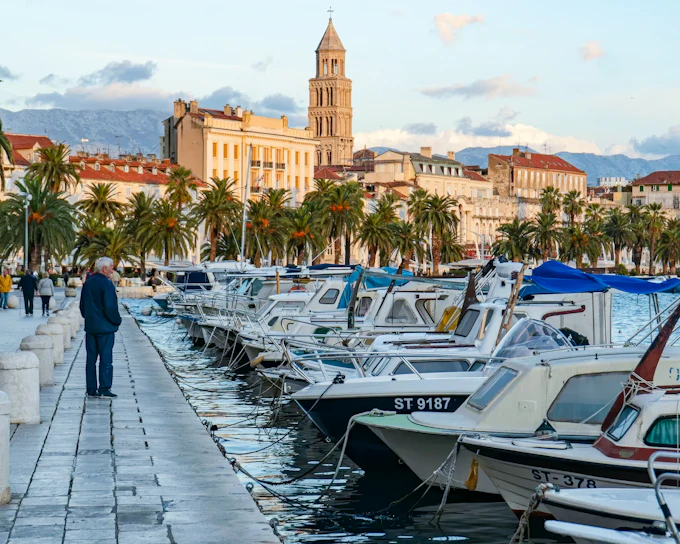 Split Food Tour with Green Market Tastings and Dalmatian Meal