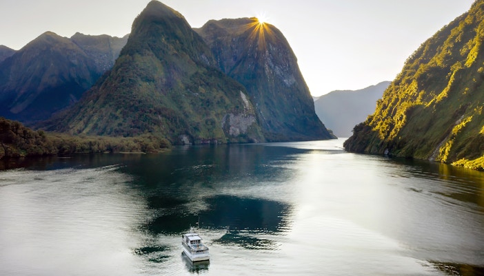 Lake Manapouri boat ride