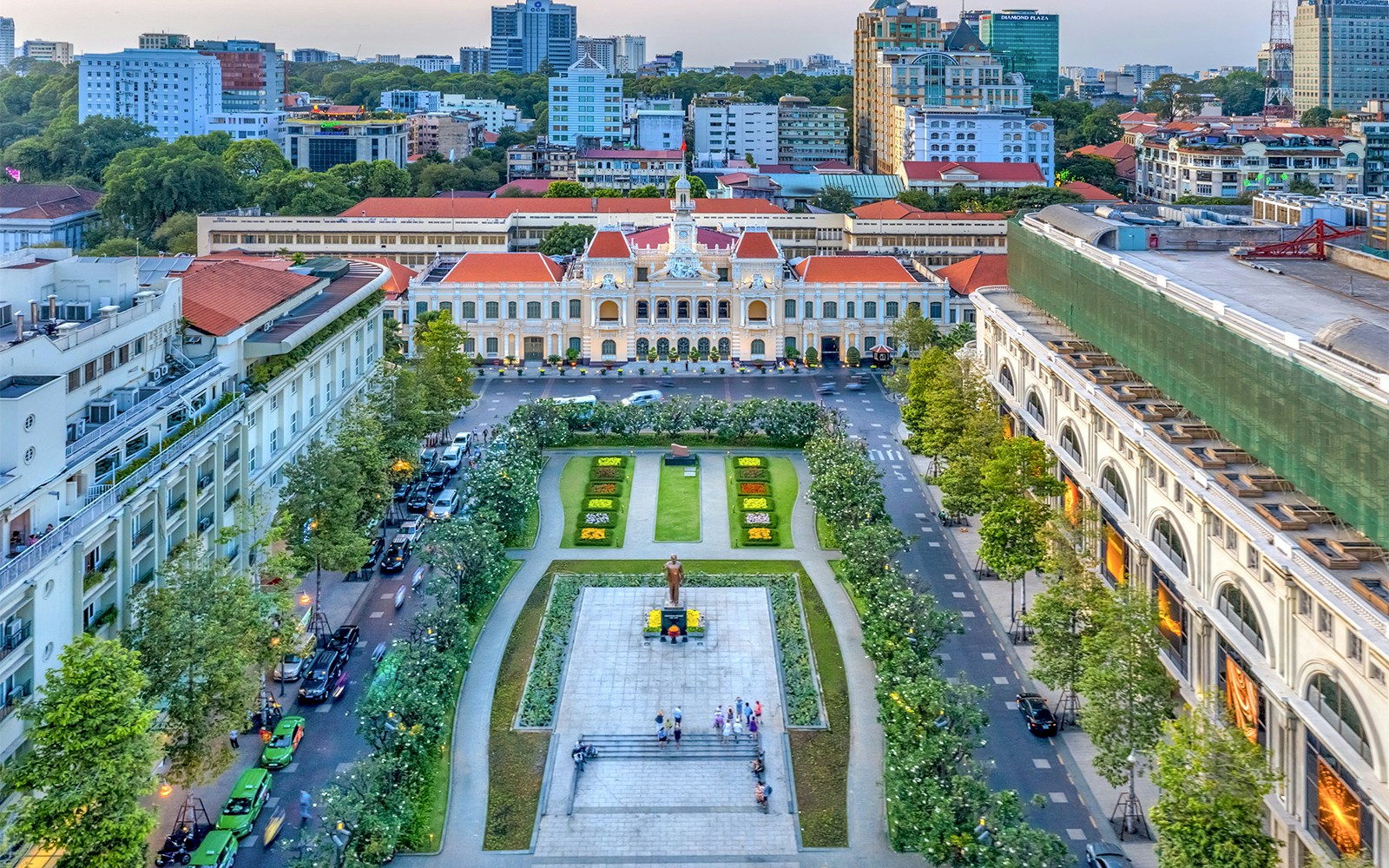 Nguyen Hue Walking Street