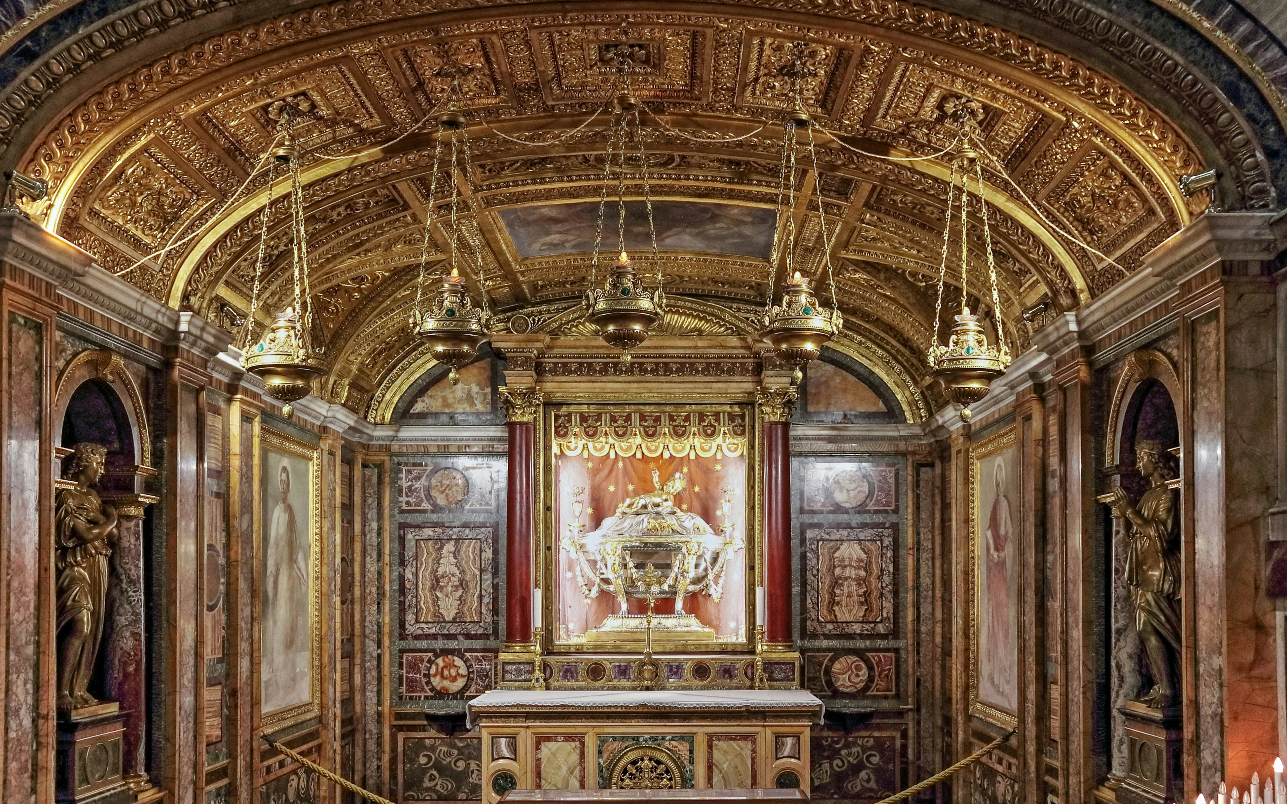 Santa Maria Maggiore Basilica interior with ornate Holy Cradle display.