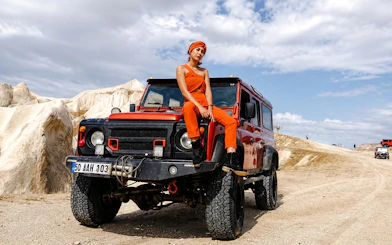 Cappadocia Small-Group 4x4 Jeep Safari: Valleys & Fairy Chimneys
