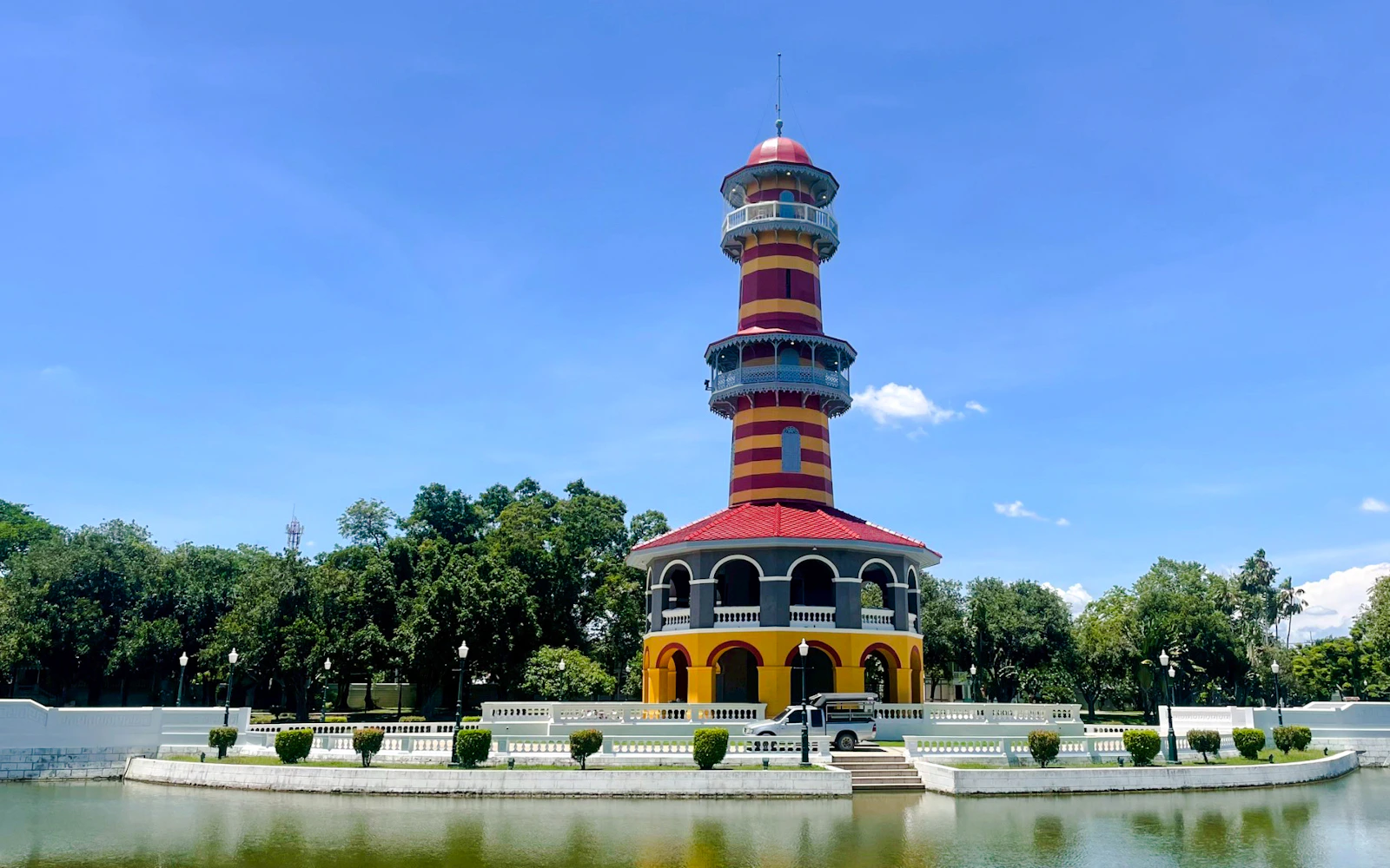 Ayutthaya Historical Park Small-Group Guided Day Trip with German-Speaking Guide Image 2