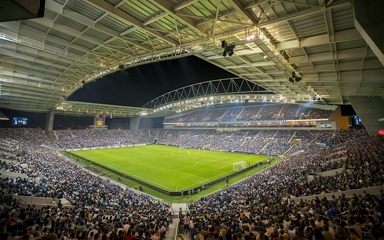 The pitch & stands of FC Porto