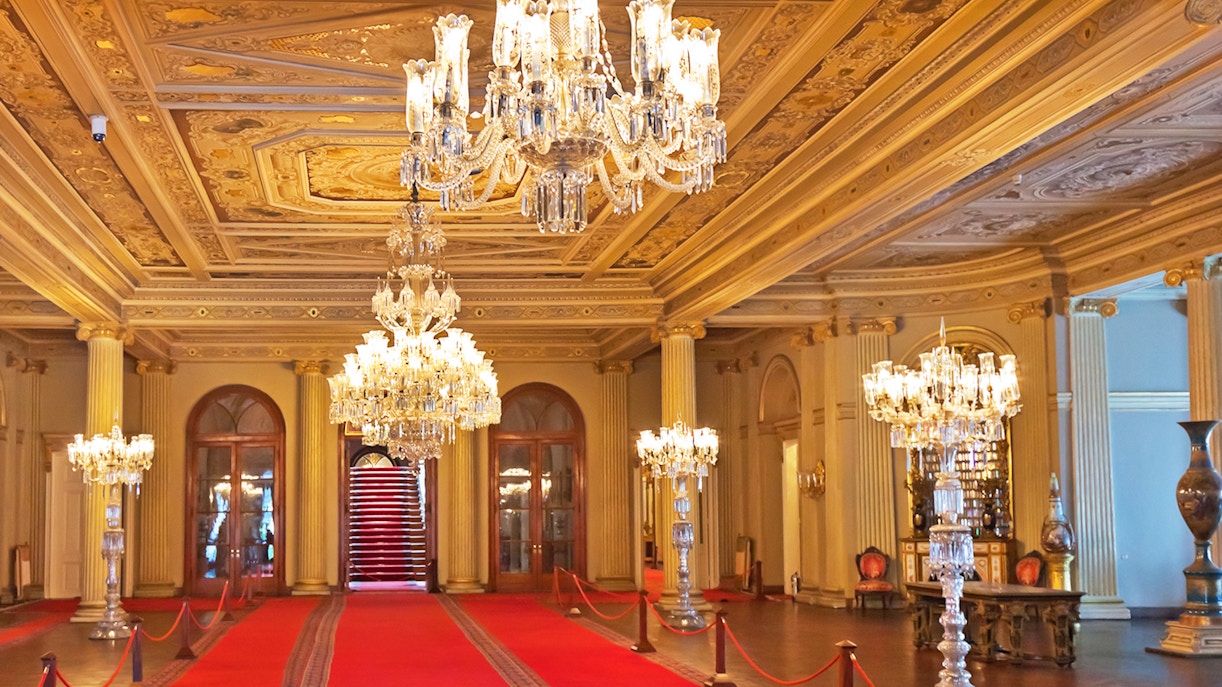 Dolmabahce Museum