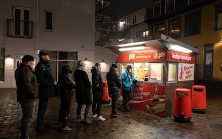 visite culinaire de reykjavik : plats traditionnels islandais et dégustations dans des établissements locaux, agrémentés d'anecdotes culturelles-3