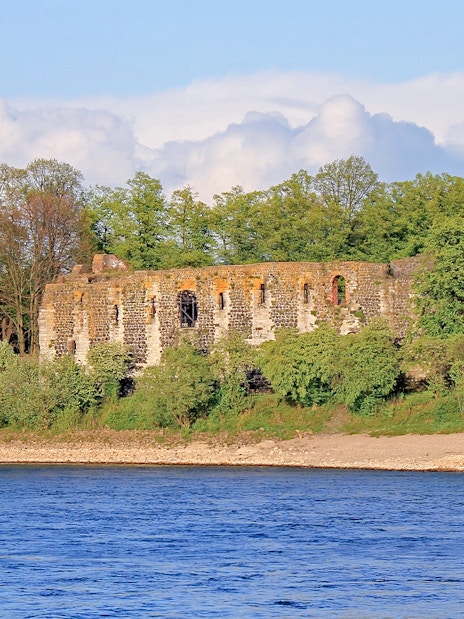 Ruins along the Rhine River on a Panorama City Cruise in Düsseldorf.