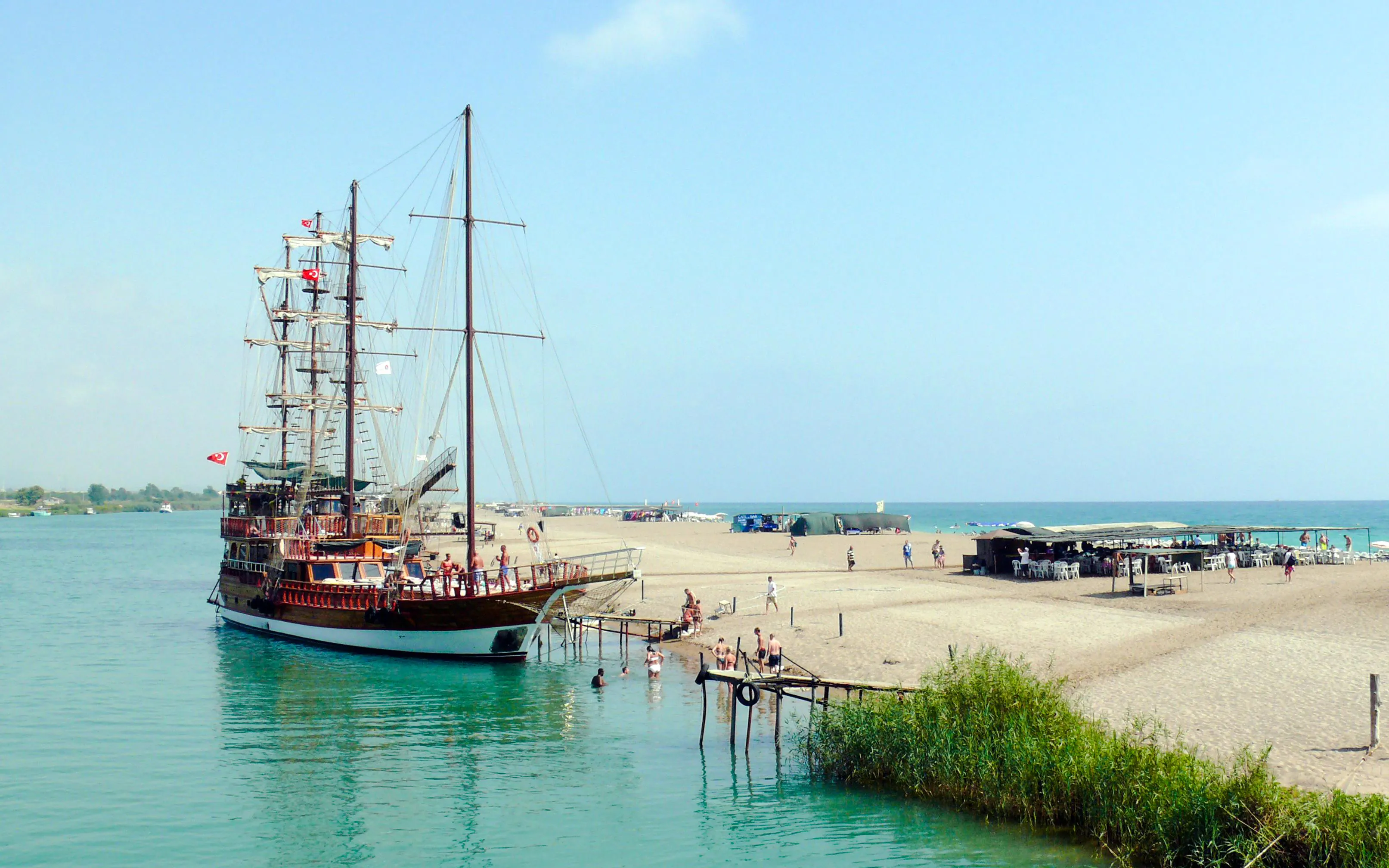 From Side: Manavgat River and Dolphin Island Cruise with Lunch