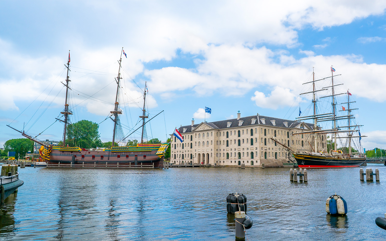 Het Scheepvaartmuseum - The National Maritime Museum