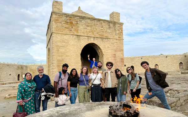 Half-Day Tour to Yanardağ Burning Mountain & Ateshgah Fire Temple with All Tickets & Fees