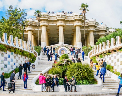 People on the stairs of Park Guell