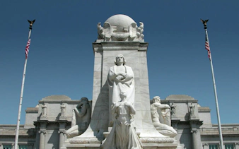 Columbus Fountain at Union Station, Washington DC, featured in self-guided city exploration game.