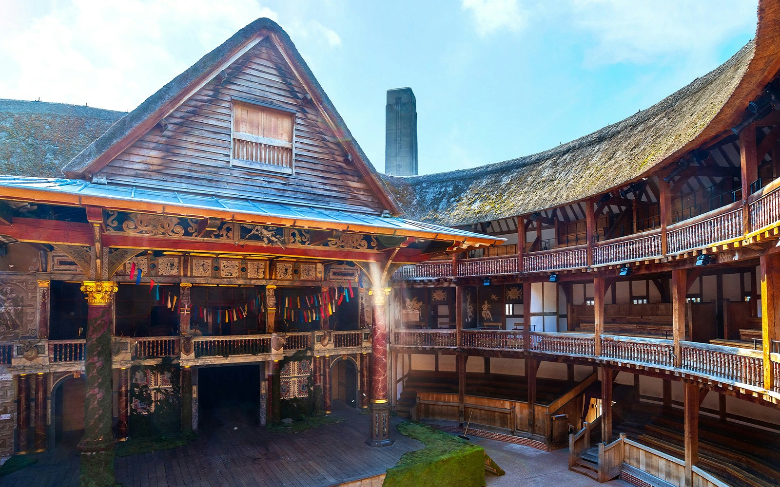 The 360° ‘wooden O’ auditorium