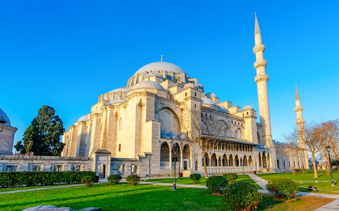 Suleymaniye Mosque exterior with minarets in Istanbul, Turkey.