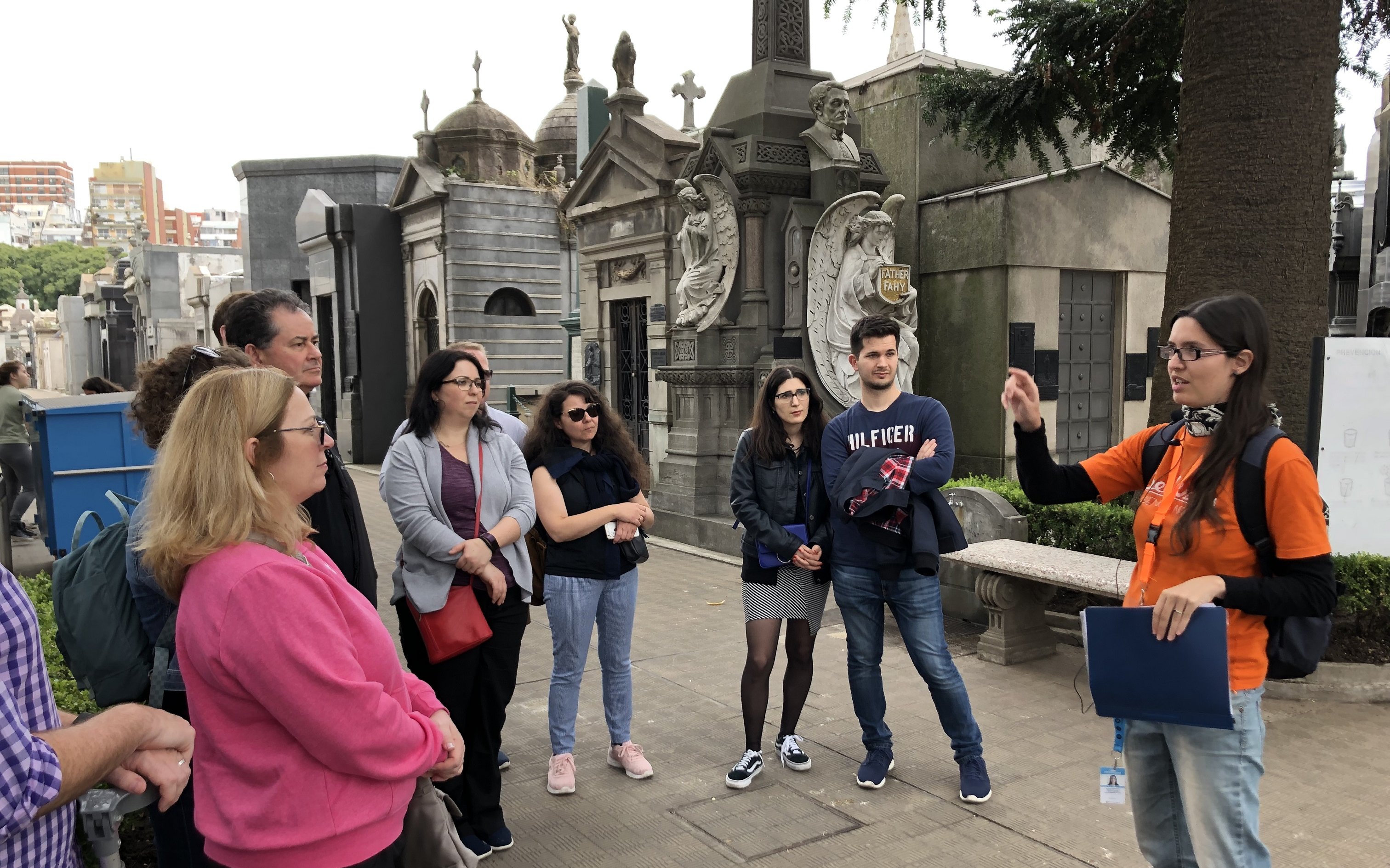 wycieczka po cmentarzu recoleta-4