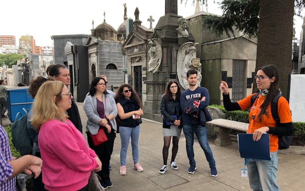 wycieczka po cmentarzu recoleta-4