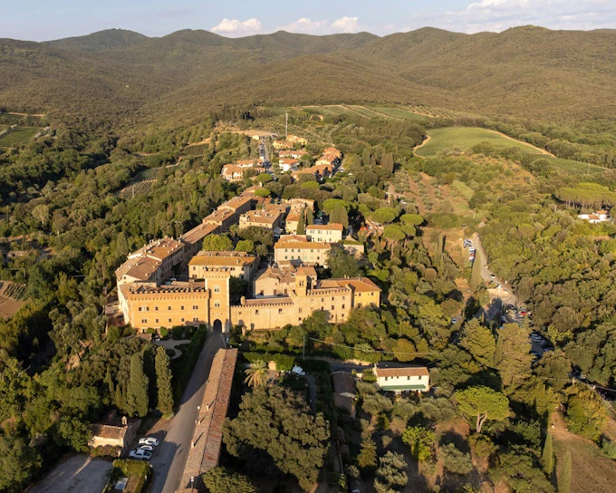 From Florence: Private Bolgheri Wine Tour with Tastings and Guided Village Walk (Product 49192)