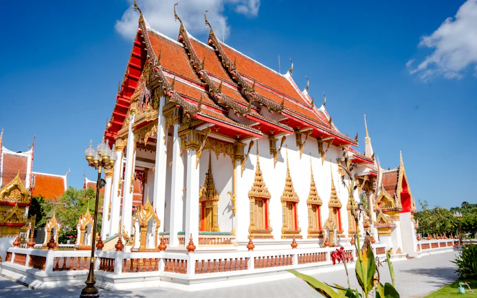 Combo (Save 8%): Simon Cabaret Show VIP Experience with Phuket Half Day City Tour and Hotel Transfers