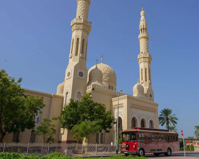 Emirati Trolley Tour with Breakfast, Heritage Site Access, and Cultural Storytelling in Dubai