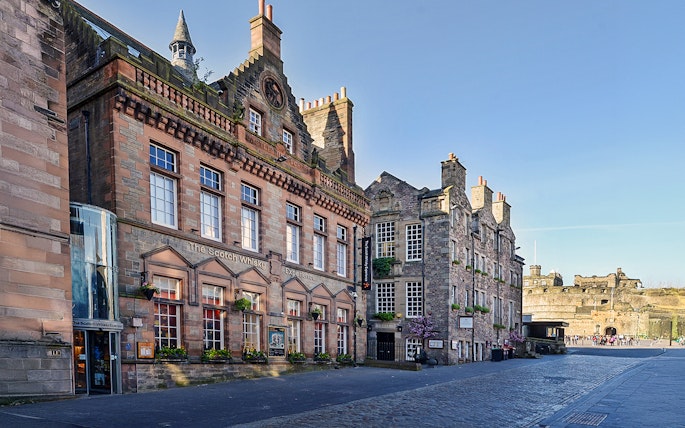 Scotch Whisky Experience building exterior on Edinburgh's Royal Mile.