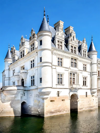 Château de Chenonceau in Loire Valley, France, with its reflection on the river.