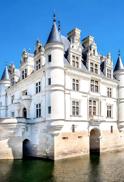 Château de Chenonceau in Loire Valley, France, with its reflection on the river.