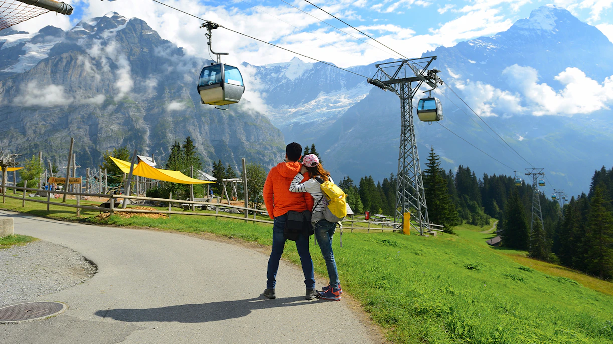 grindelwald first opening hours
