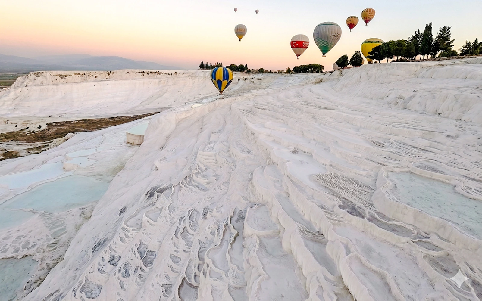 Denizli Cardak Airport (DNZ) To/From Pamukkale and Karahayit Private Transfer Image 5