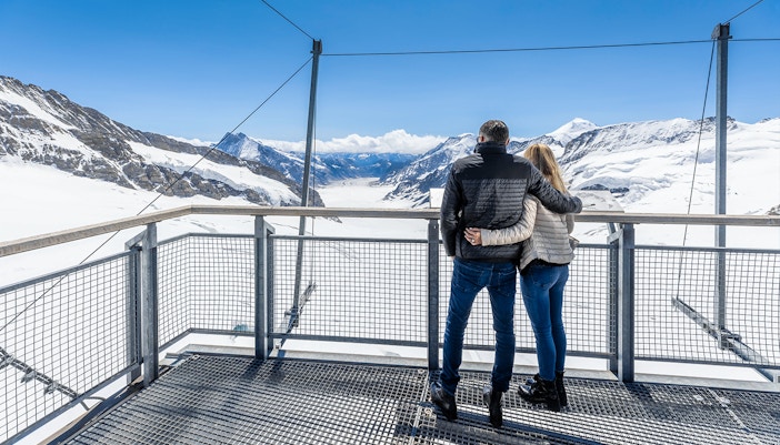 tourists at Jungfrau view point