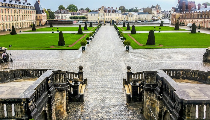 Château de Fontainebleau - Courtyards and Gardens