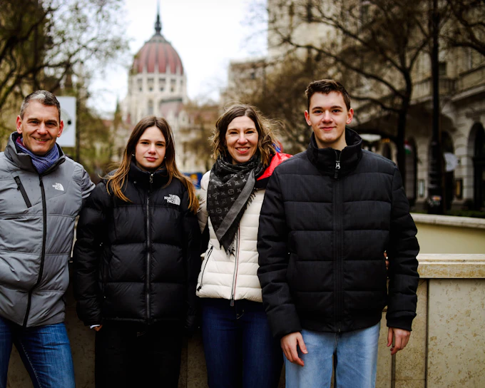 Budapest Extended Private Guided Tour with Photoshoot