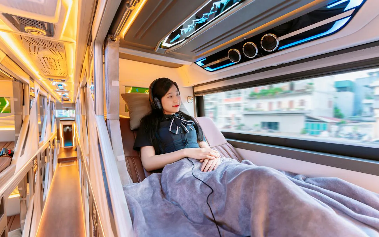 Bus Transfer: HK Buslines One-Way Transfers Between Hanoi & Sapa