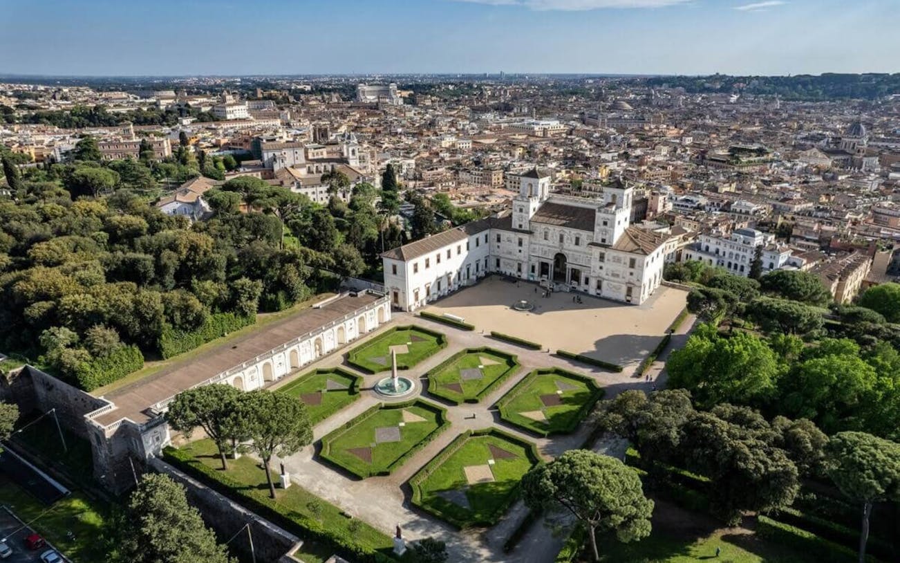 geführte tour durch die villa medici und die französische kunstschule-4