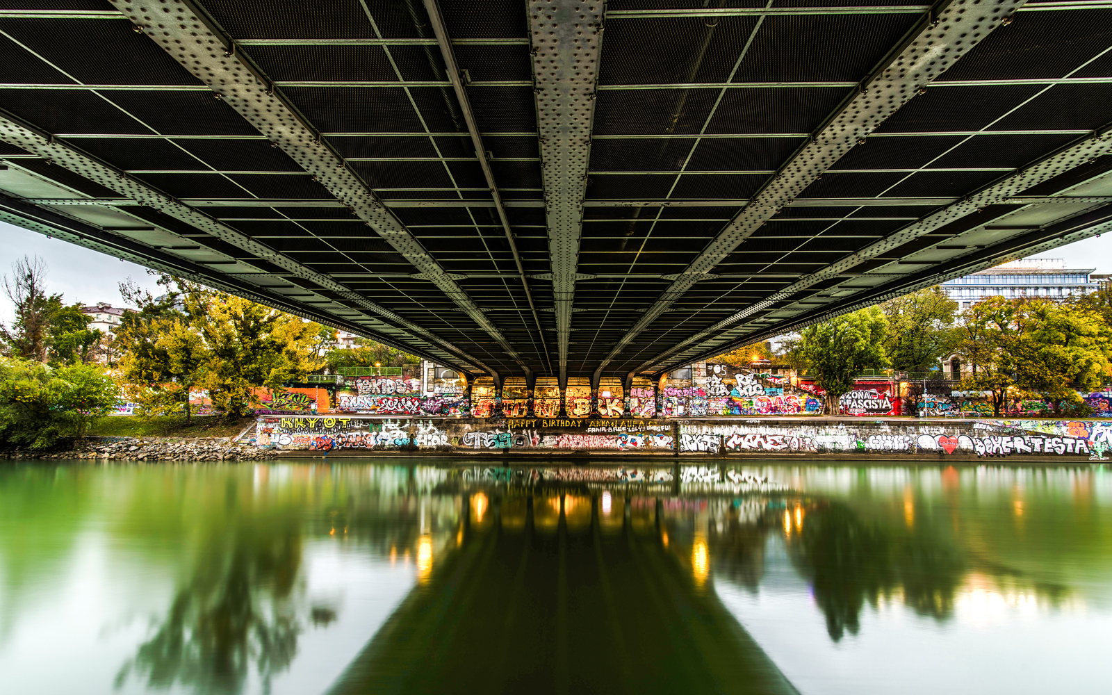 Donaukanal Köprüsü