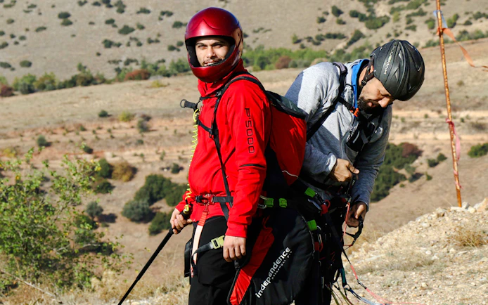 Pamukkale: Tandem Paragliding Over Hierapolis and Pamukkale Travertines