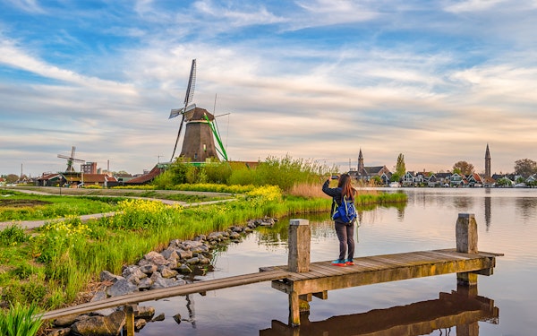 From Amsterdam: Zaanse Schans & Cheese Tasting Self-Guided Tour
