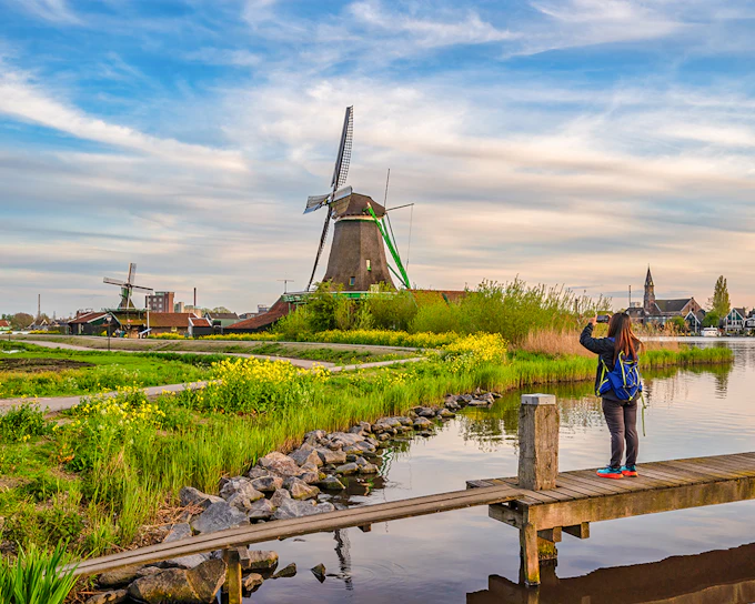 From Amsterdam: Zaanse Schans & Cheese Tasting Self-Guided Tour