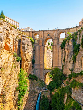 Puente Nuevo bridge spanning El Tajo gorge in Ronda, Spain, seen on Málaga to Ronda tours.