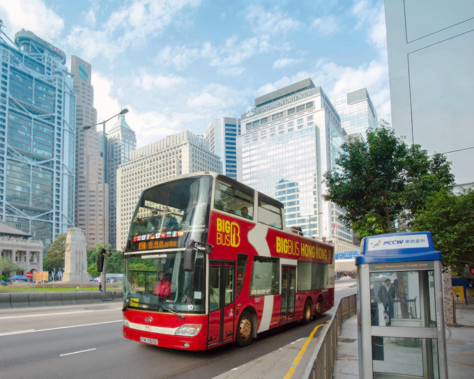 Big Bus: Hong Kong Hop-on Hop-off Bus Tour with Victoria Harbor Ferry Transfer
