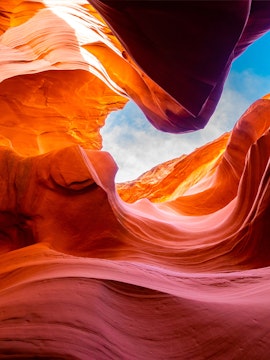 Lower Antelope Canyon's vibrant sandstone formations and narrow passageways.