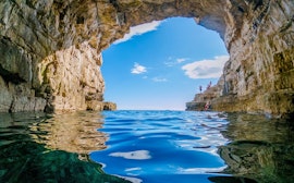 Grotte marine de Golubinka