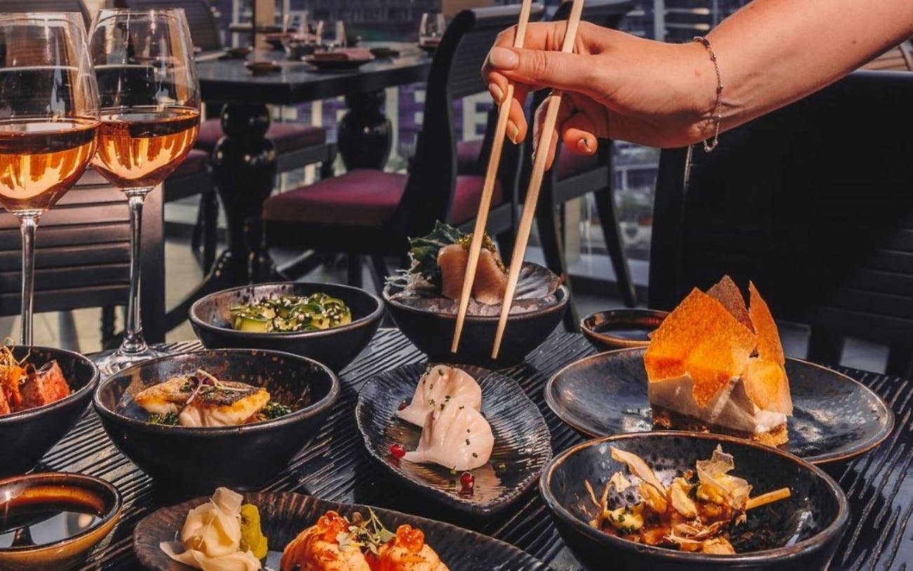 asia asia dubai marina: ужин с паназиатским комплексным меню, создающее впечатление-3