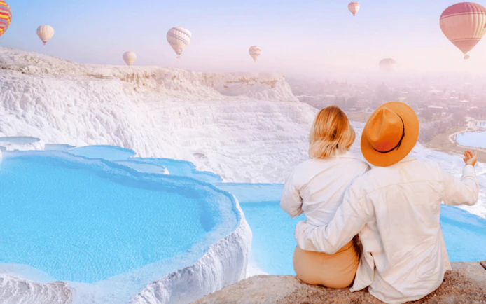 Pamukkale, Hierapolis and Salda Lake 2-Day Tour with Thermal Spa Hotel Stay