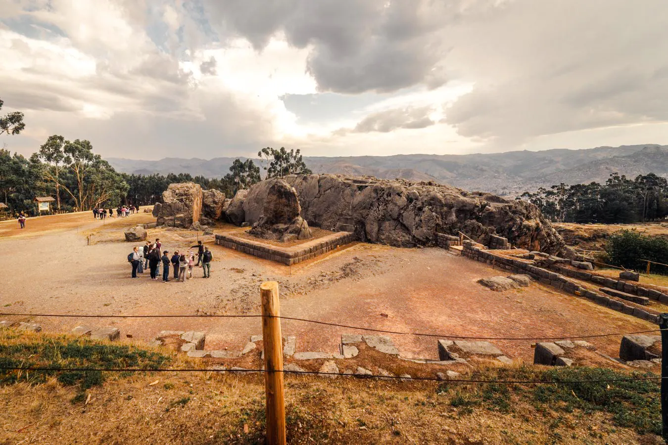 cusco city tour: qorikancha, sacsayhuamán, q'enqo, puka pukara & tambomachay-5