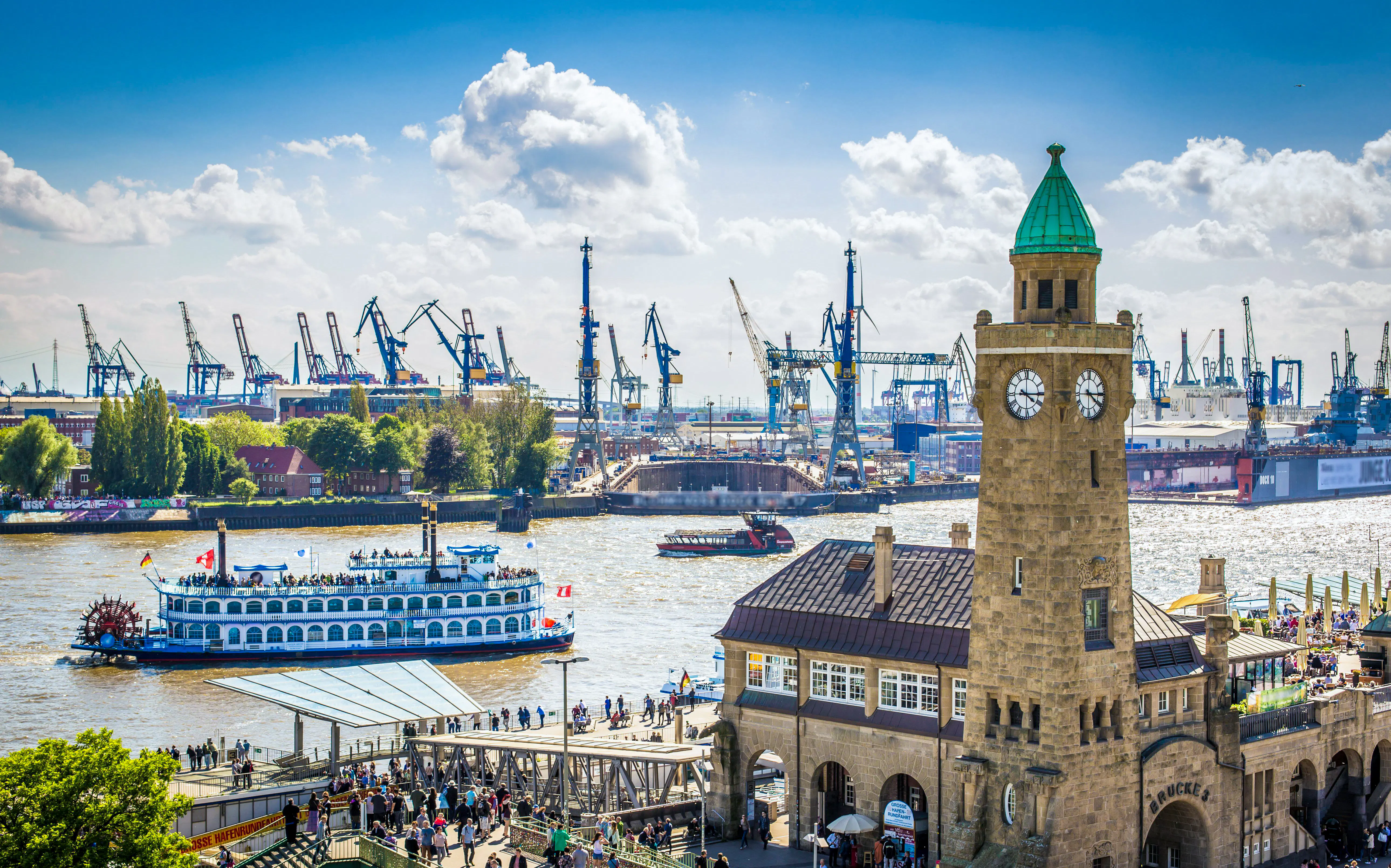 St. Pauli Landungsbrücken