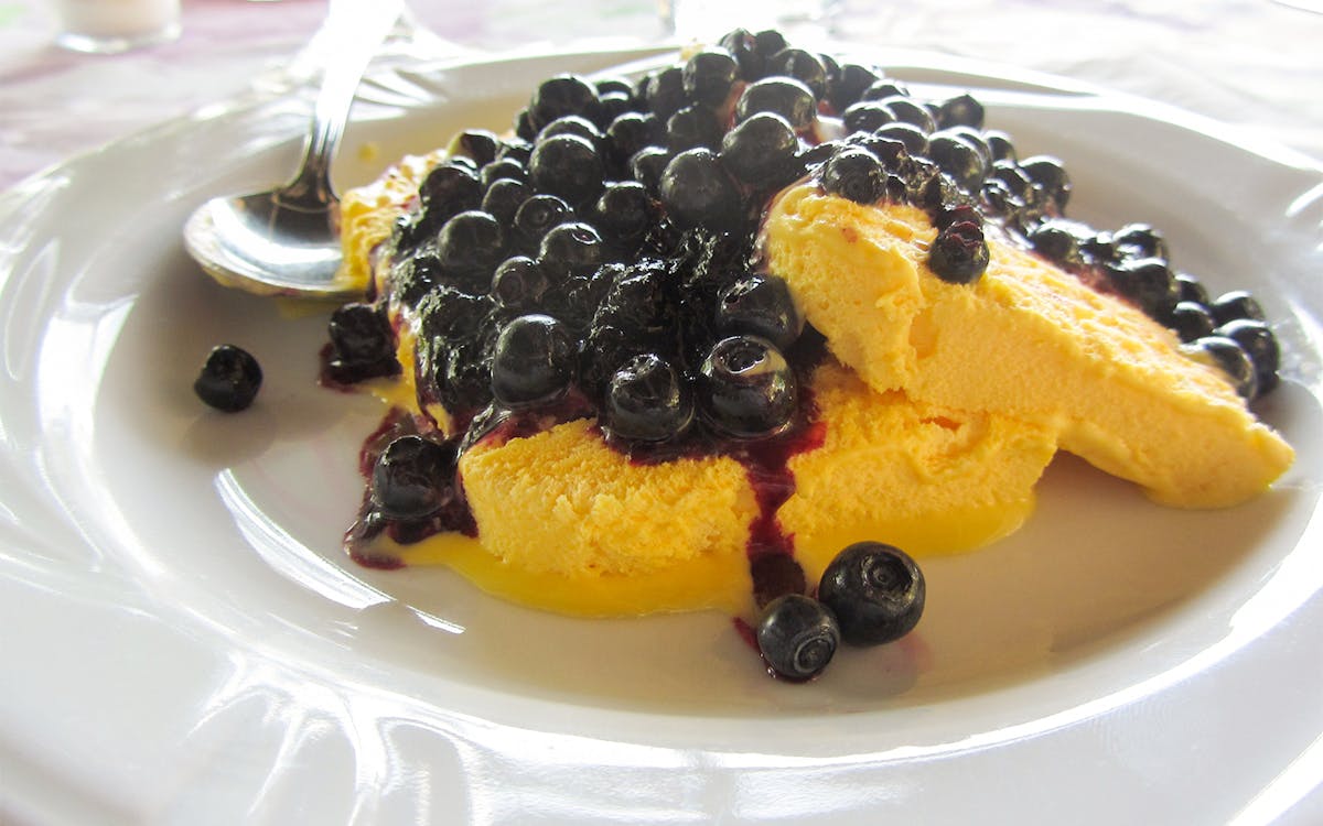 10 Unusual Italian Delicacies
- Gelato di Zabaione