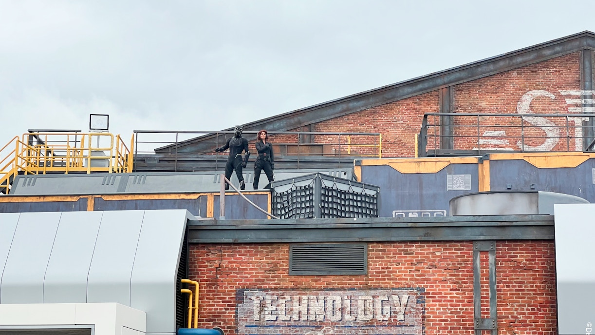 Avengers characters performing in Disneyland Paris parade show.